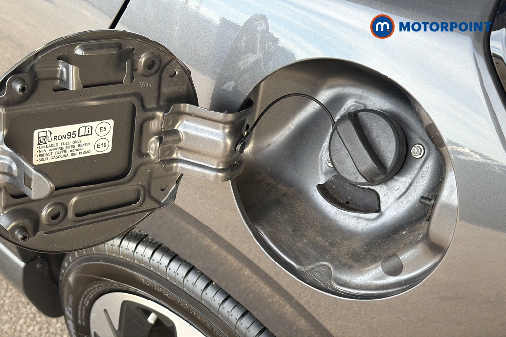 Suzuki Swift Ultra Manual Petrol Hatchback - Stock Number (1648321) - 41st supplementary image