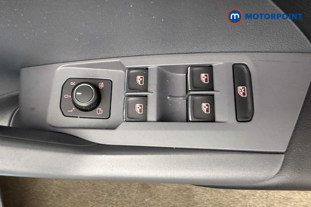 Volkswagen T-Cross R-Line Manual Petrol SUV - Stock Number (1648334) - 3rd supplementary image