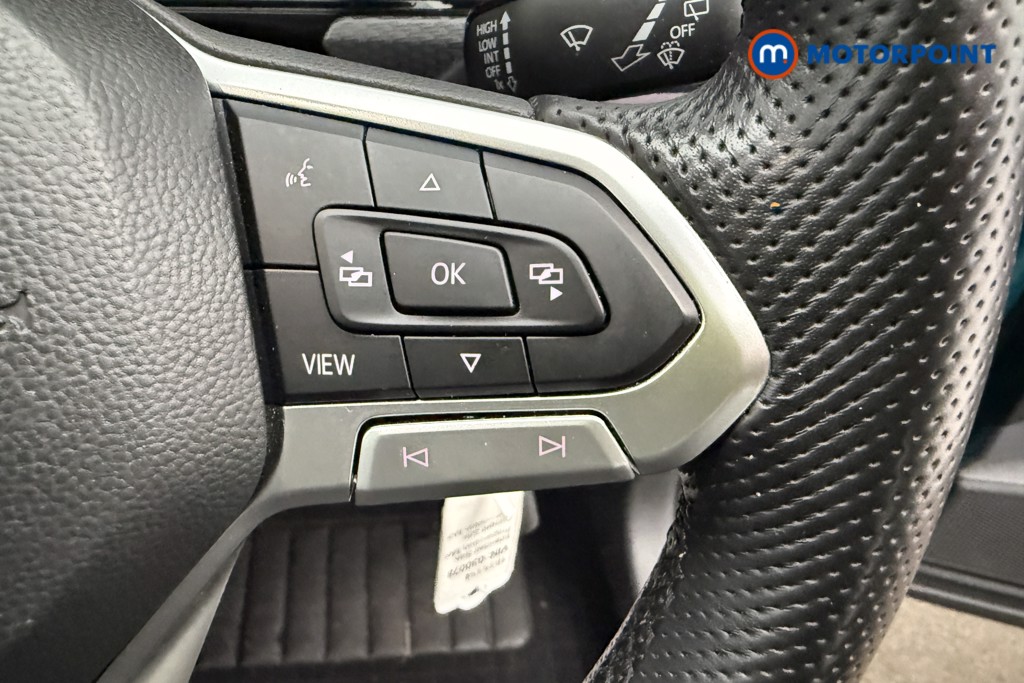 Volkswagen T-Cross R-Line Manual Petrol SUV - Stock Number (1648334) - 6th supplementary image