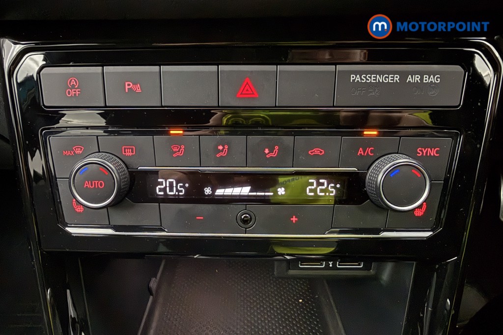 Volkswagen T-Cross R-Line Manual Petrol SUV - Stock Number (1648334) - 10th supplementary image