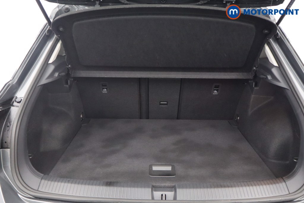 Volkswagen T-Roc Match Manual Petrol SUV - Stock Number (1648389) - 17th supplementary image