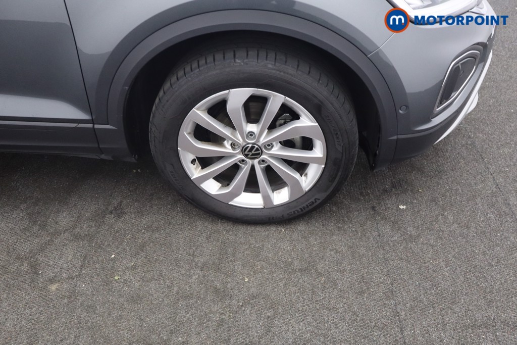 Volkswagen T-Roc Match Manual Petrol SUV - Stock Number (1648389) - 20th supplementary image