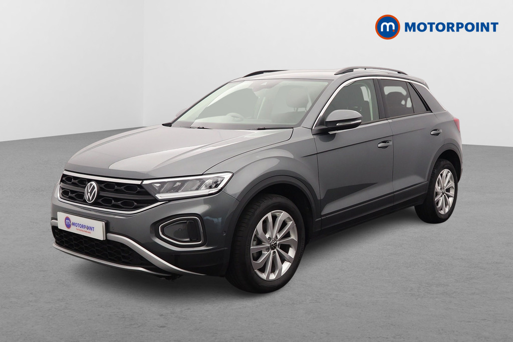 Volkswagen T-Roc Match Manual Petrol SUV - Stock Number (1648389) - Passenger side front corner