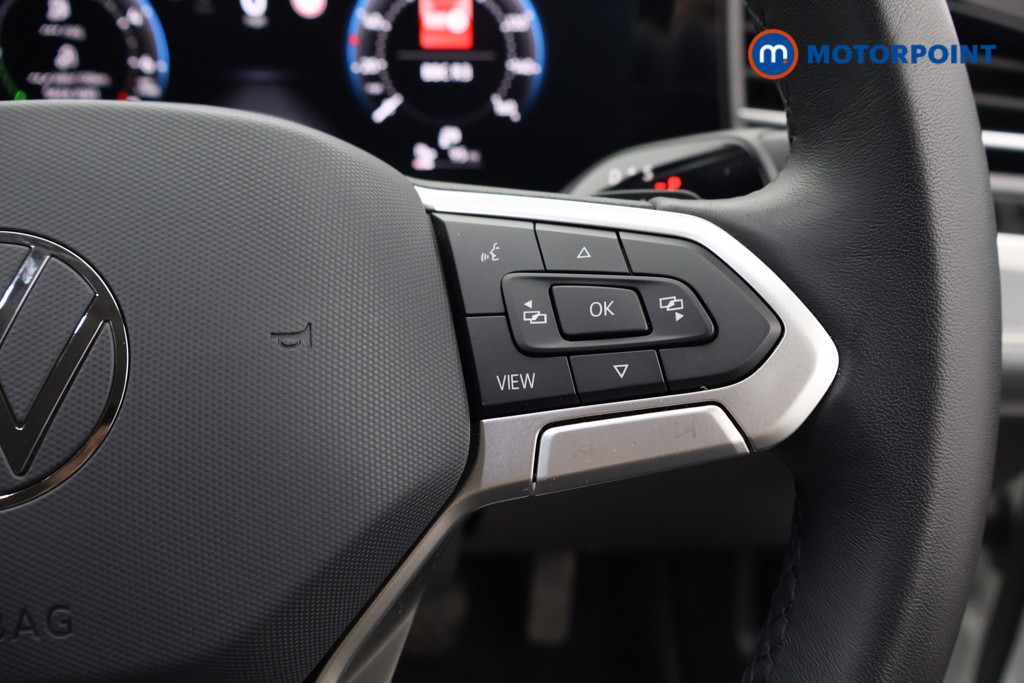Volkswagen Passat Life Automatic Petrol Plug-In Hybrid Estate - Stock Number (1648537) - 4th supplementary image