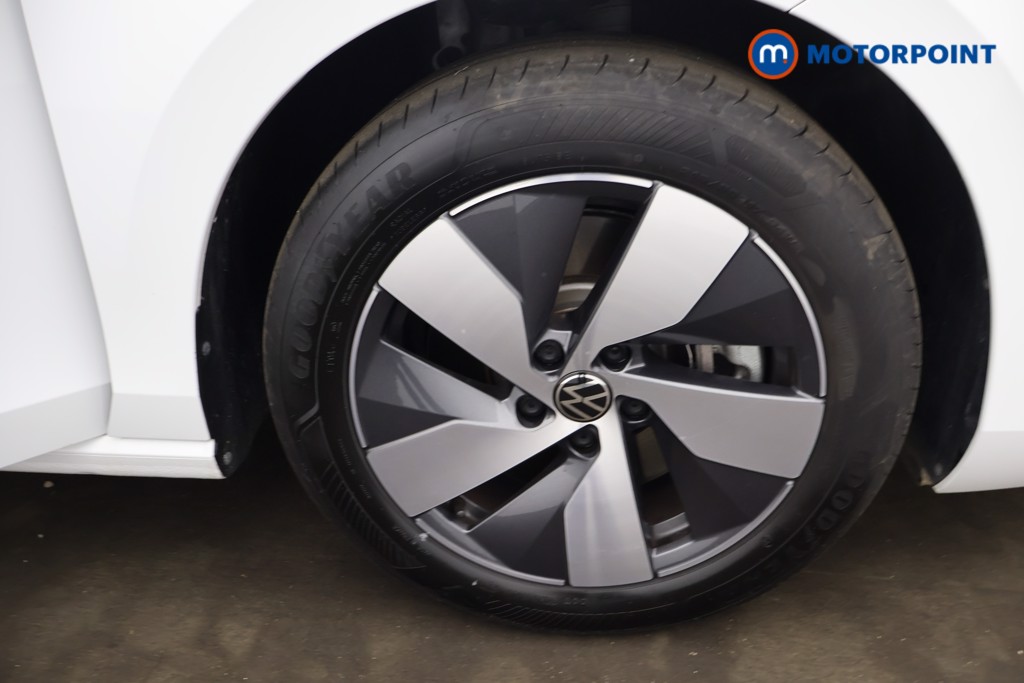 Volkswagen Passat Life Automatic Petrol Plug-In Hybrid Estate - Stock Number (1648537) - 13th supplementary image