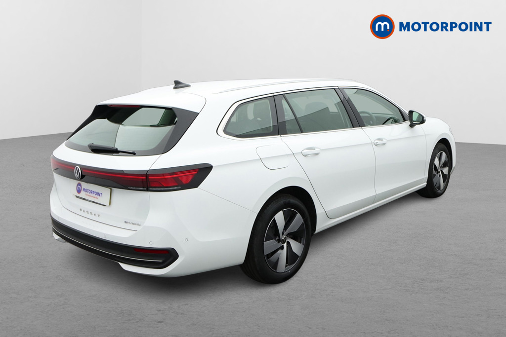 Volkswagen Passat Life Automatic Petrol Plug-In Hybrid Estate - Stock Number (1648537) - Drivers side rear corner