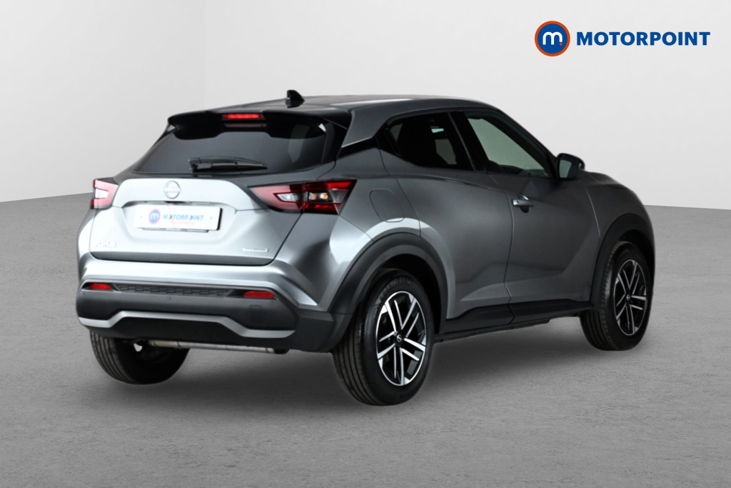 Nissan Juke N-Connecta Automatic Petrol-Electric Hybrid SUV - Stock Number (1648761) - Drivers side rear corner