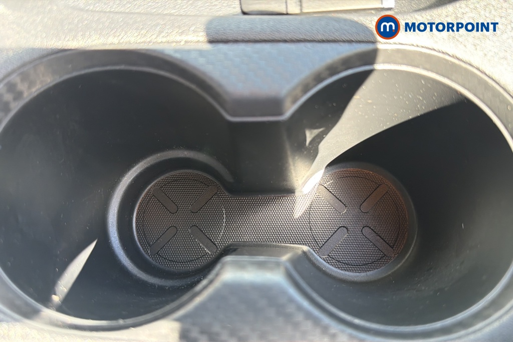 Nissan Juke N-Connecta Manual Petrol SUV - Stock Number (1648807) - 16th supplementary image