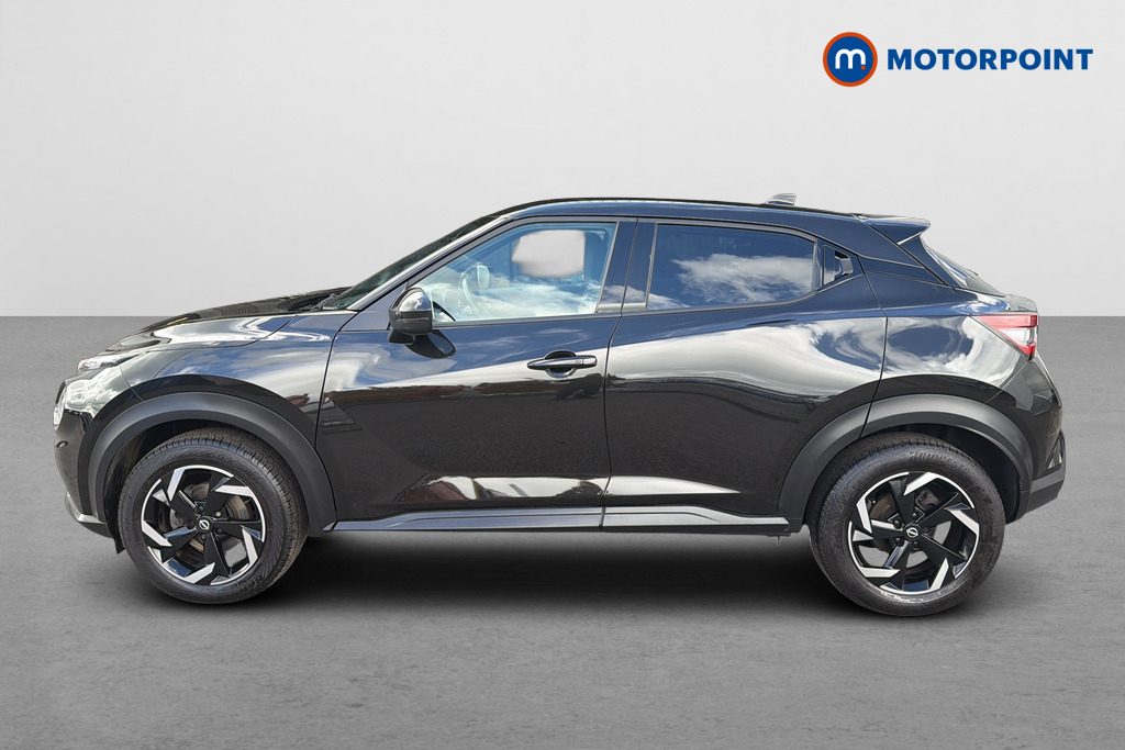 Nissan Juke N-Connecta Manual Petrol SUV - Stock Number (1648807) - Drivers side