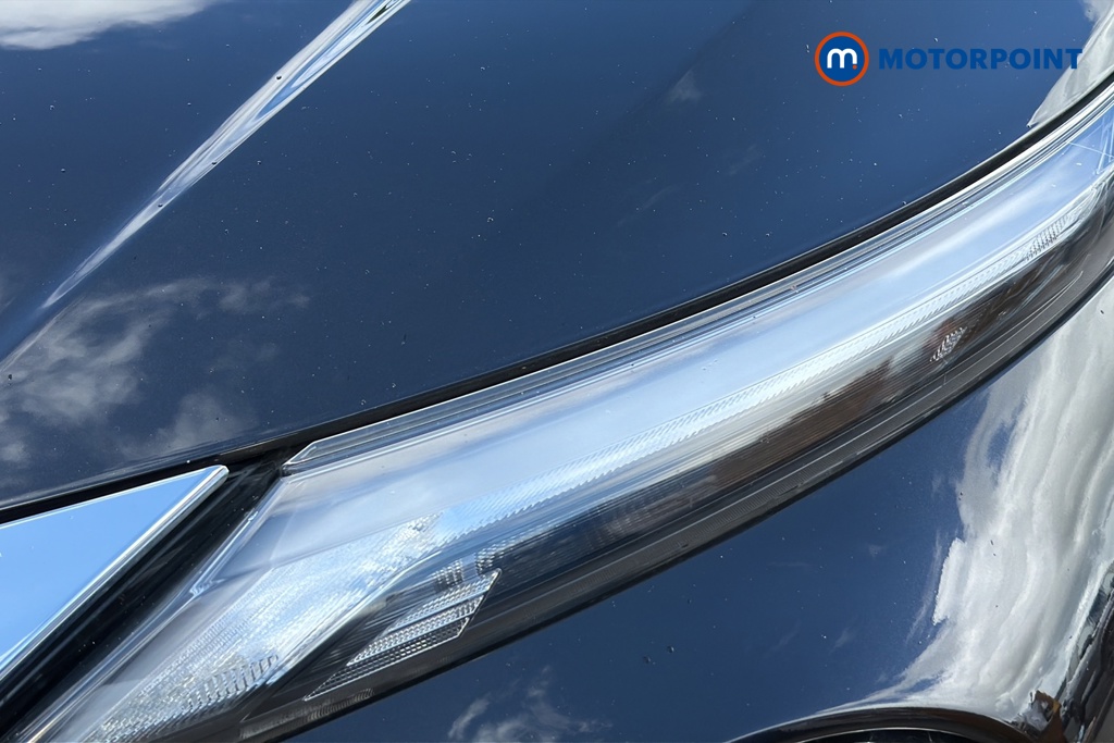 Nissan Juke N-Connecta Manual Petrol SUV - Stock Number (1648807) - 42nd supplementary image