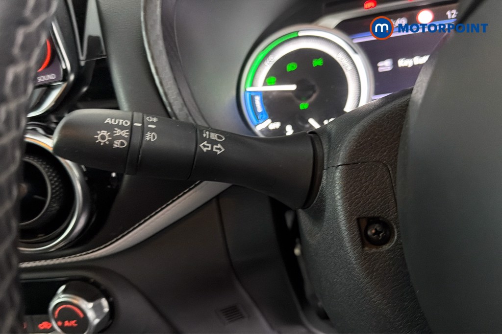 Nissan Juke Premiere Edition Automatic Petrol-Electric Hybrid SUV - Stock Number (1648830) - 6th supplementary image