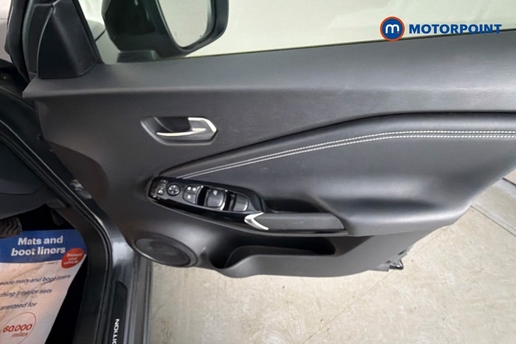 Nissan Juke Premiere Edition Automatic Petrol-Electric Hybrid SUV - Stock Number (1648830) - 19th supplementary image