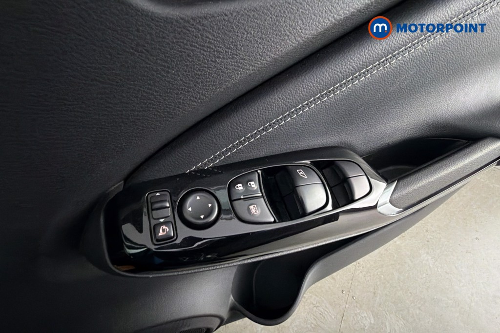 Nissan Juke Premiere Edition Automatic Petrol-Electric Hybrid SUV - Stock Number (1648830) - 20th supplementary image