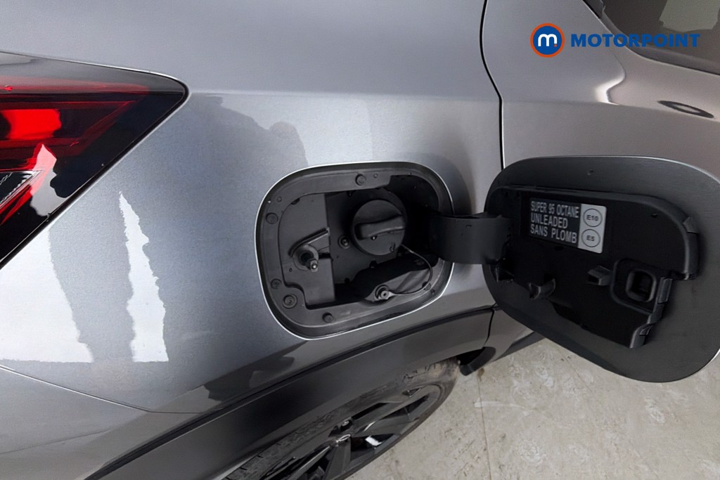 Nissan Juke Premiere Edition Automatic Petrol-Electric Hybrid SUV - Stock Number (1648830) - 41st supplementary image