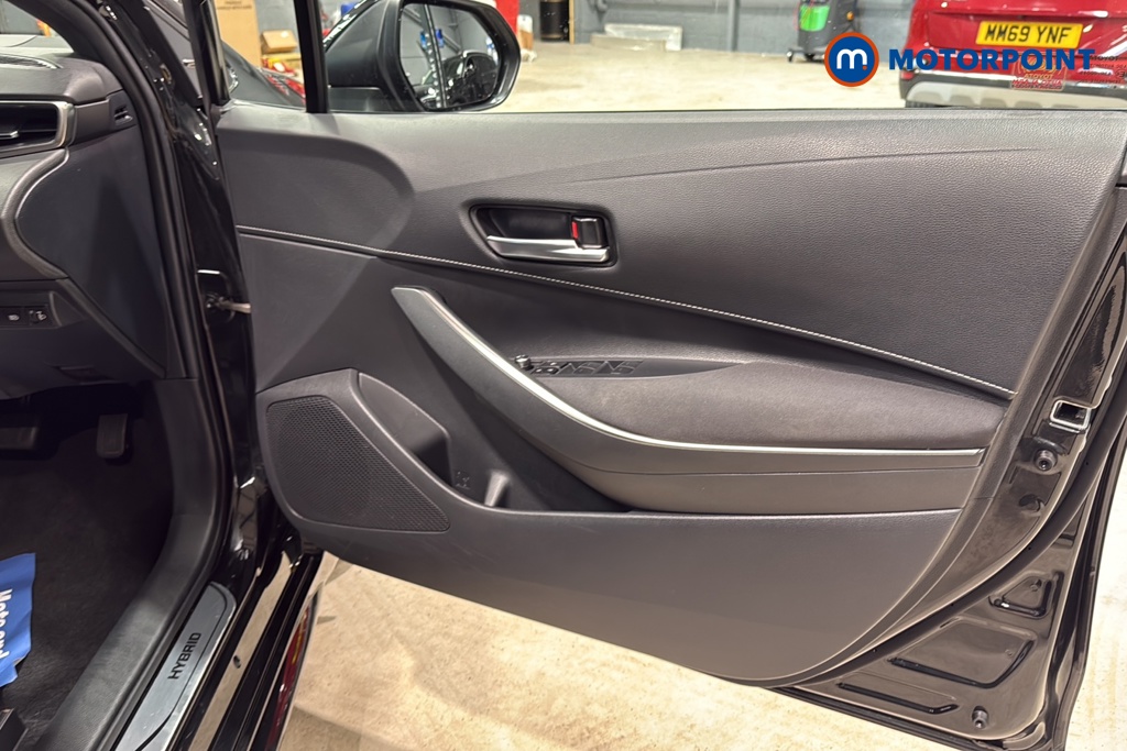 Toyota Corolla Design Automatic Petrol-Electric Hybrid Hatchback - Stock Number (1649093) - 18th supplementary image