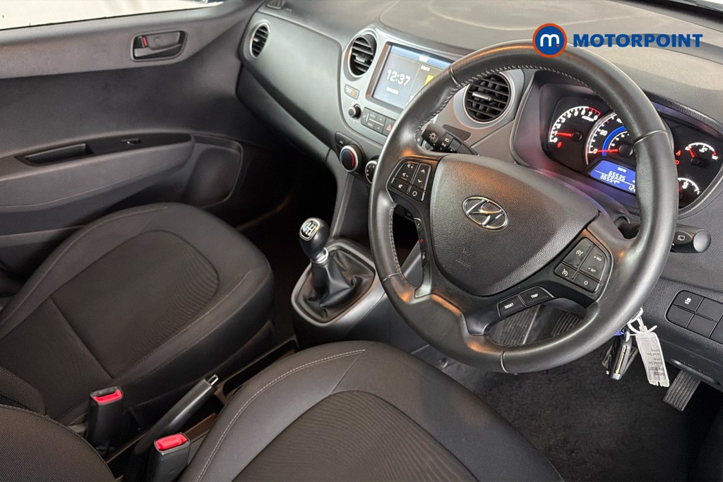Hyundai I10 Play Manual Petrol Hatchback - Stock Number (1649330) - 2nd supplementary image