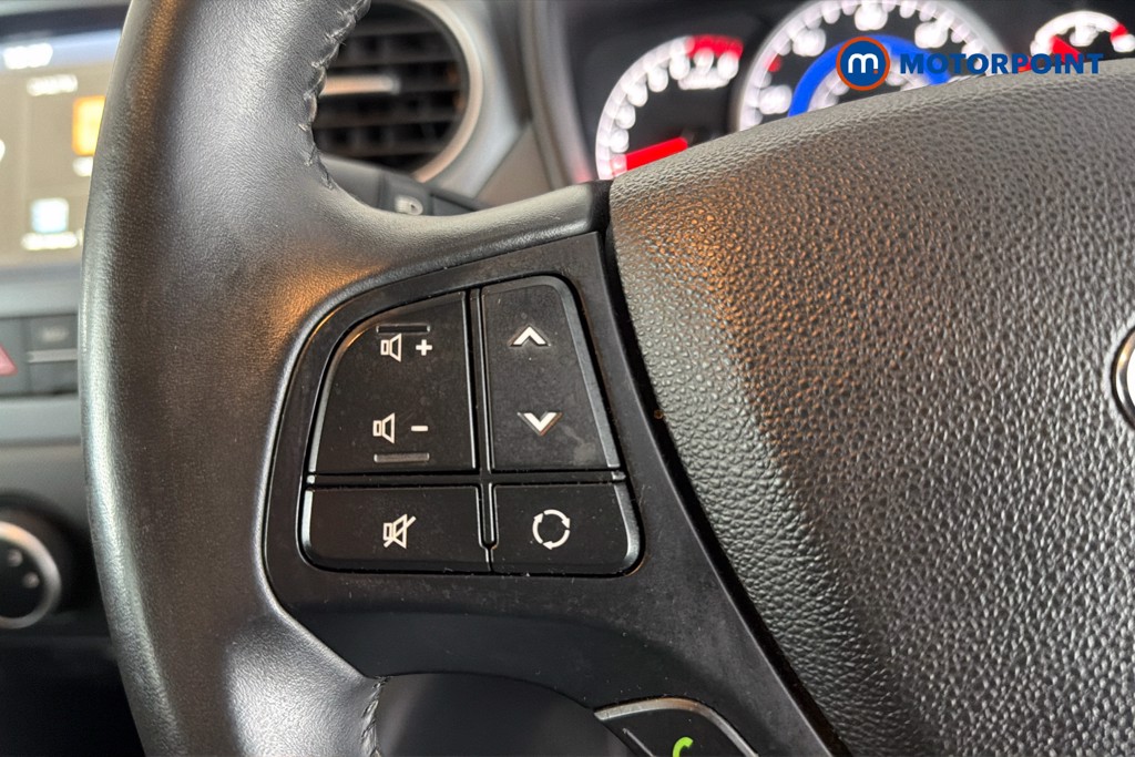 Hyundai I10 Play Manual Petrol Hatchback - Stock Number (1649330) - 3rd supplementary image