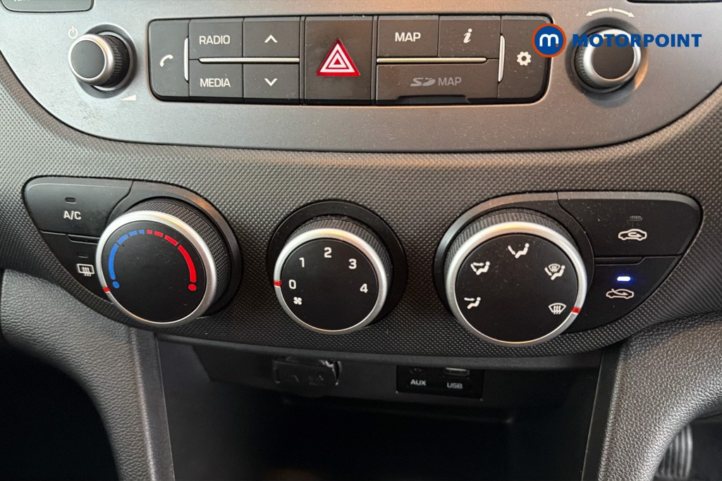 Hyundai I10 Play Manual Petrol Hatchback - Stock Number (1649330) - 12th supplementary image