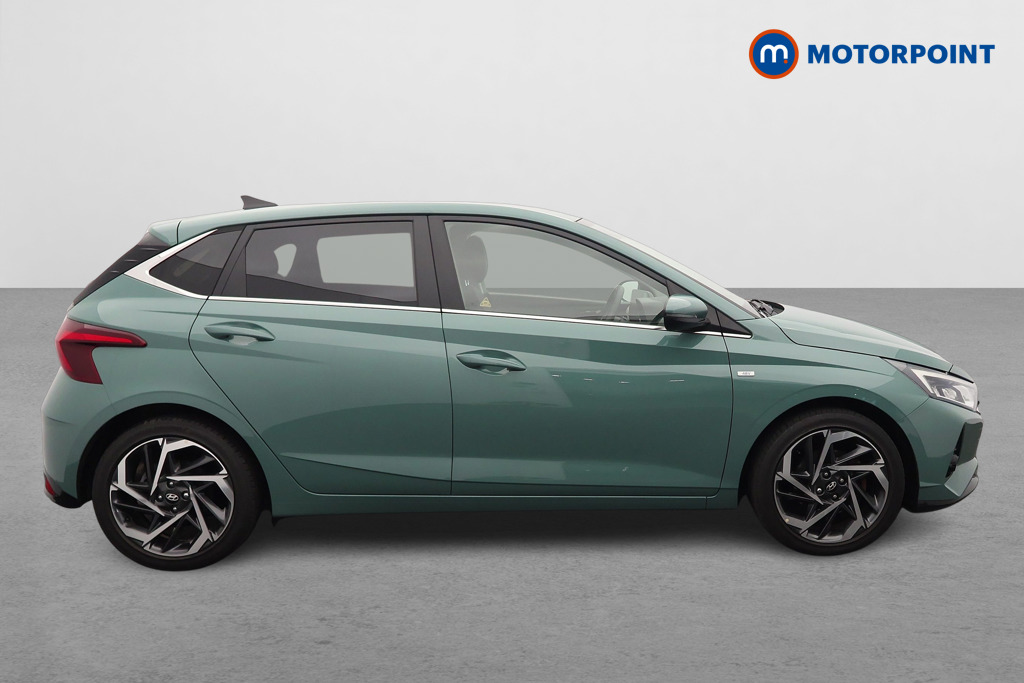 Hyundai I20 Premium Automatic Petrol Hatchback - Stock Number (1649459) - Drivers side