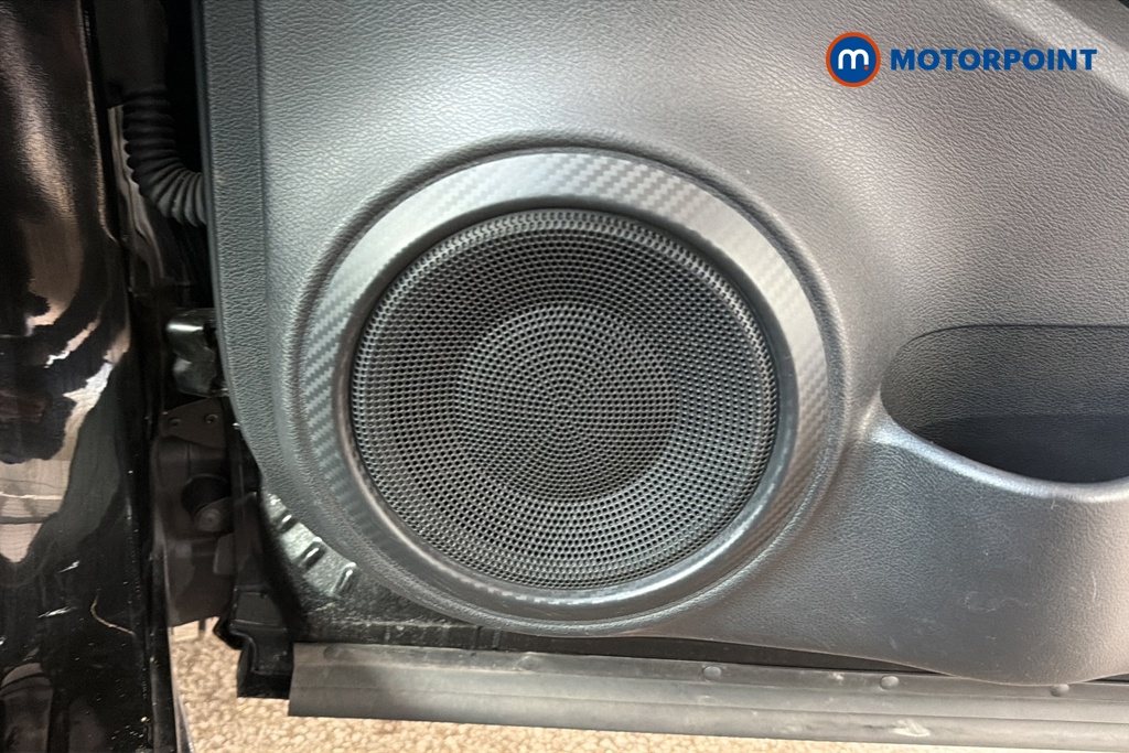Nissan Juke N-Connecta Manual Petrol SUV - Stock Number (1649533) - 21st supplementary image