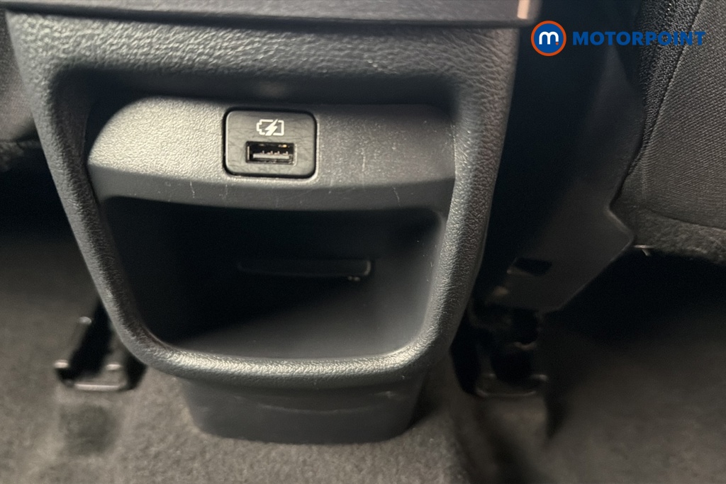 Nissan Juke N-Connecta Manual Petrol SUV - Stock Number (1649533) - 28th supplementary image
