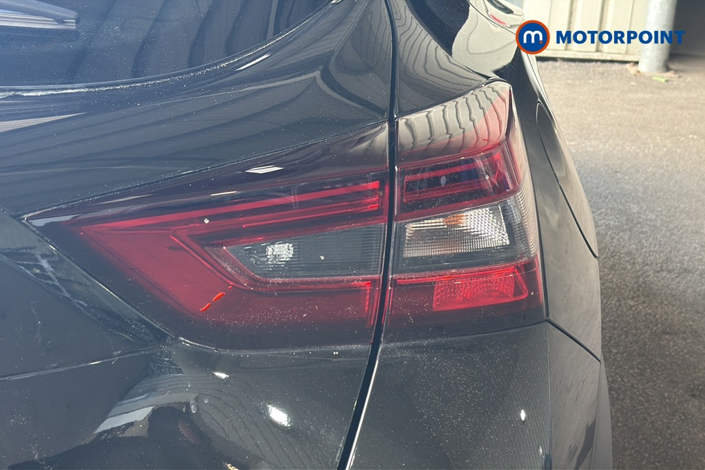 Nissan Juke N-Connecta Manual Petrol SUV - Stock Number (1649533) - 36th supplementary image