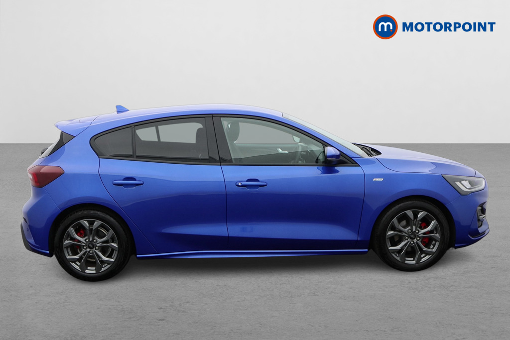 Ford Focus St-Line Manual Petrol Hatchback - Stock Number (1649696) - Drivers side