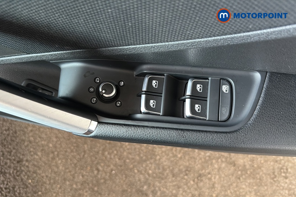 Audi Q2 S Line Automatic Petrol SUV - Stock Number (1649777) - 19th supplementary image