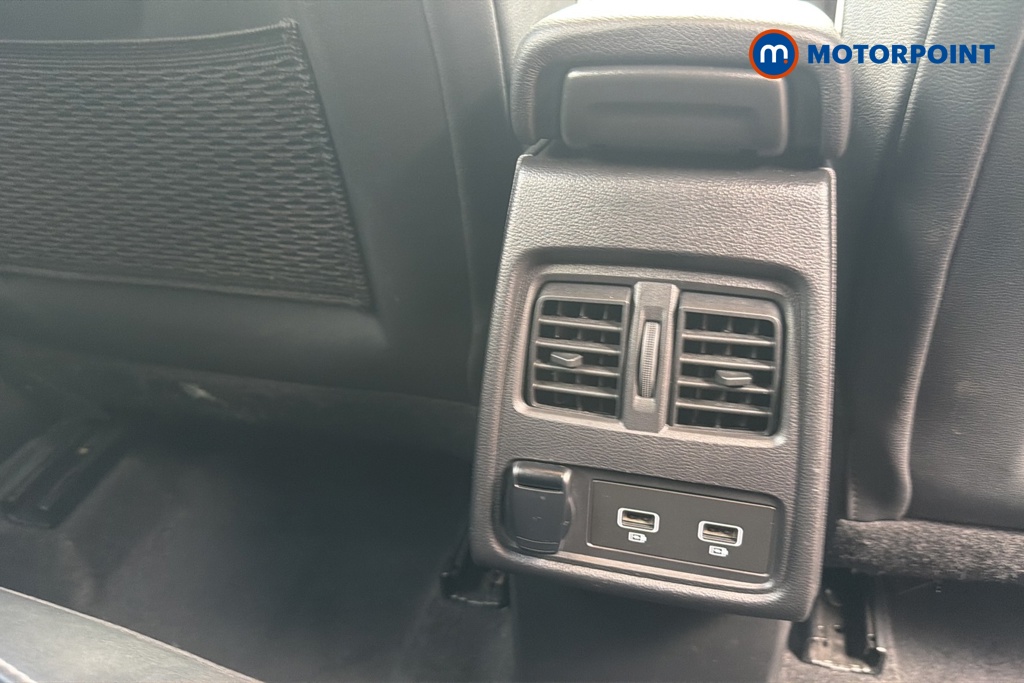Renault Captur S Edition Automatic Petrol SUV - Stock Number (1649971) - 28th supplementary image