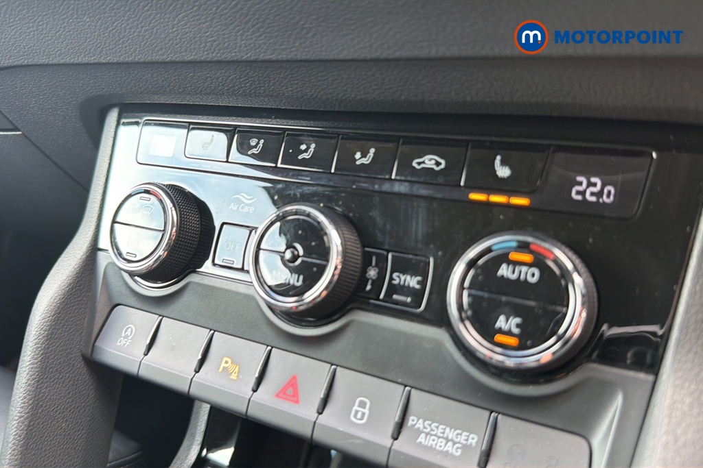 Skoda Karoq Se L Manual Petrol SUV - Stock Number (1650089) - 14th supplementary image
