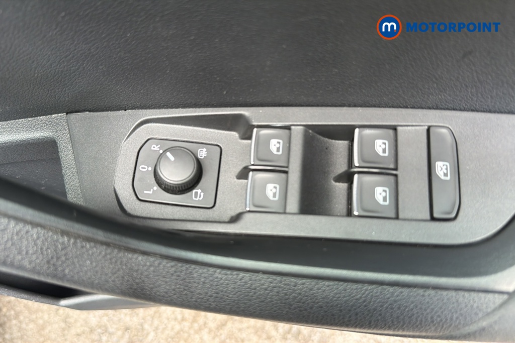 Skoda Karoq Se L Manual Petrol SUV - Stock Number (1650089) - 19th supplementary image