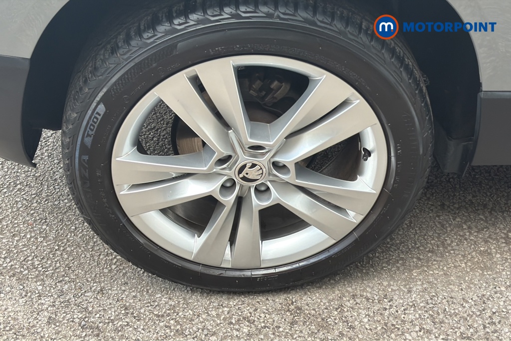 Skoda Karoq Se L Manual Petrol SUV - Stock Number (1650089) - 46th supplementary image