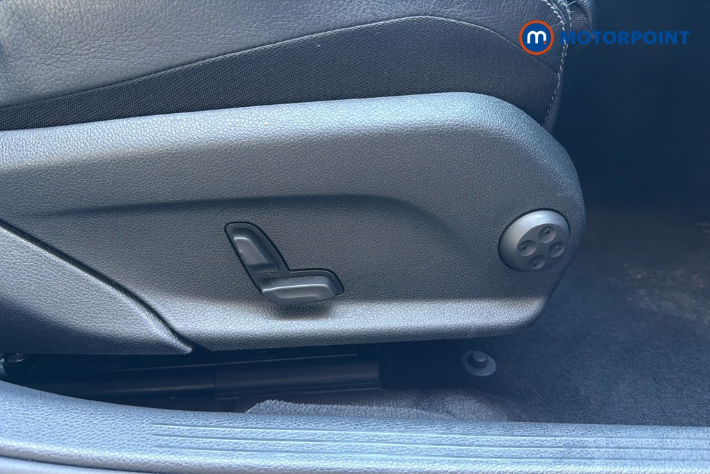 Mercedes-Benz C Class Sport Automatic Petrol Saloon - Stock Number (1650147) - 23rd supplementary image