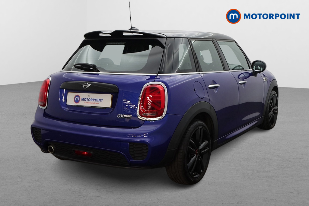 Mini Hatchback Cooper Sport Manual Petrol Hatchback - Stock Number (1650216) - Drivers side rear corner