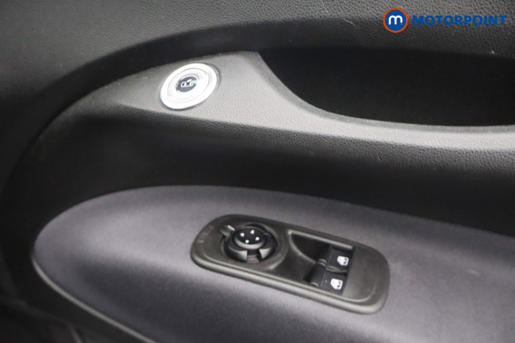 Fiat 500 Icon Automatic Electric Hatchback - Stock Number (1650393) - 9th supplementary image