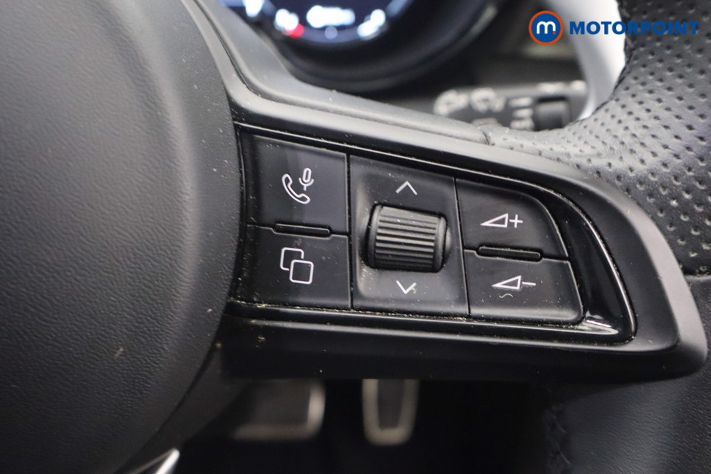 Alfa Romeo Tonale Veloce Automatic Petrol Plug-In Hybrid SUV - Stock Number (1650539) - 8th supplementary image