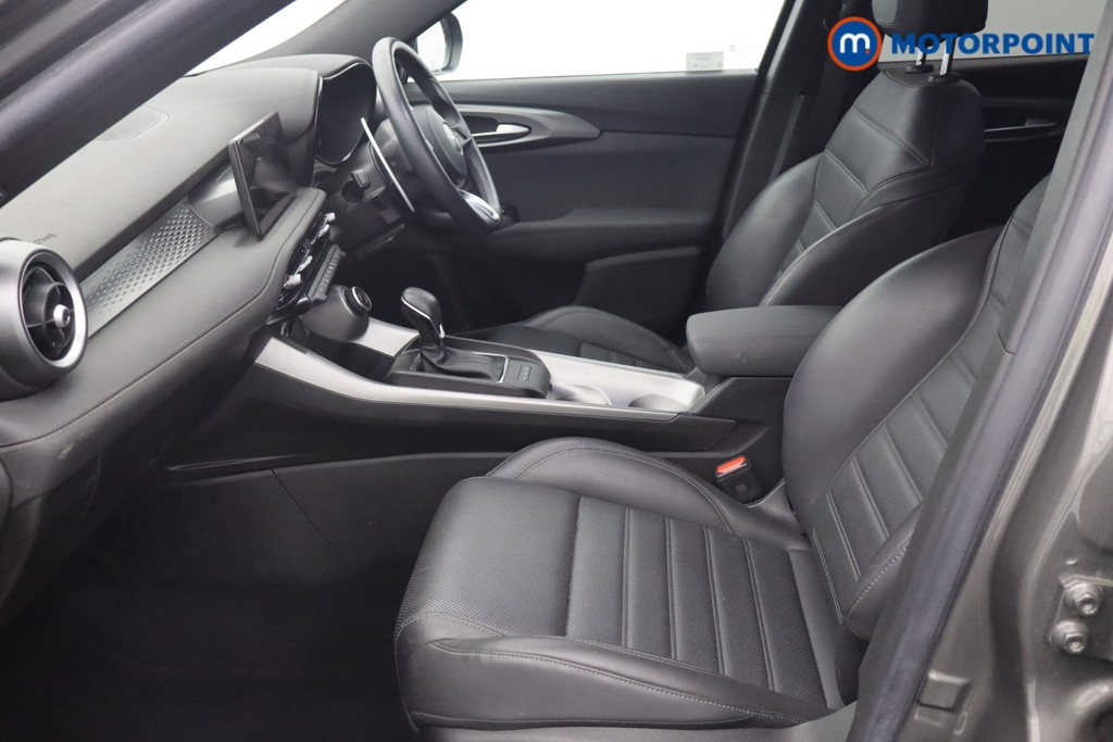 Alfa Romeo Tonale Veloce Automatic Petrol Plug-In Hybrid SUV - Stock Number (1650539) - 16th supplementary image