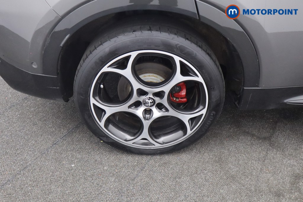 Alfa Romeo Tonale Veloce Automatic Petrol Plug-In Hybrid SUV - Stock Number (1650539) - 21st supplementary image