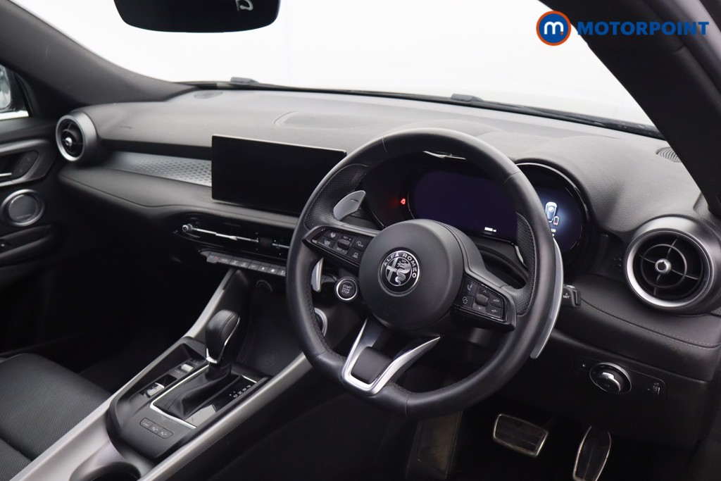 Alfa Romeo Tonale Veloce Automatic Petrol Plug-In Hybrid SUV - Stock Number (1650539) - 1st supplementary image
