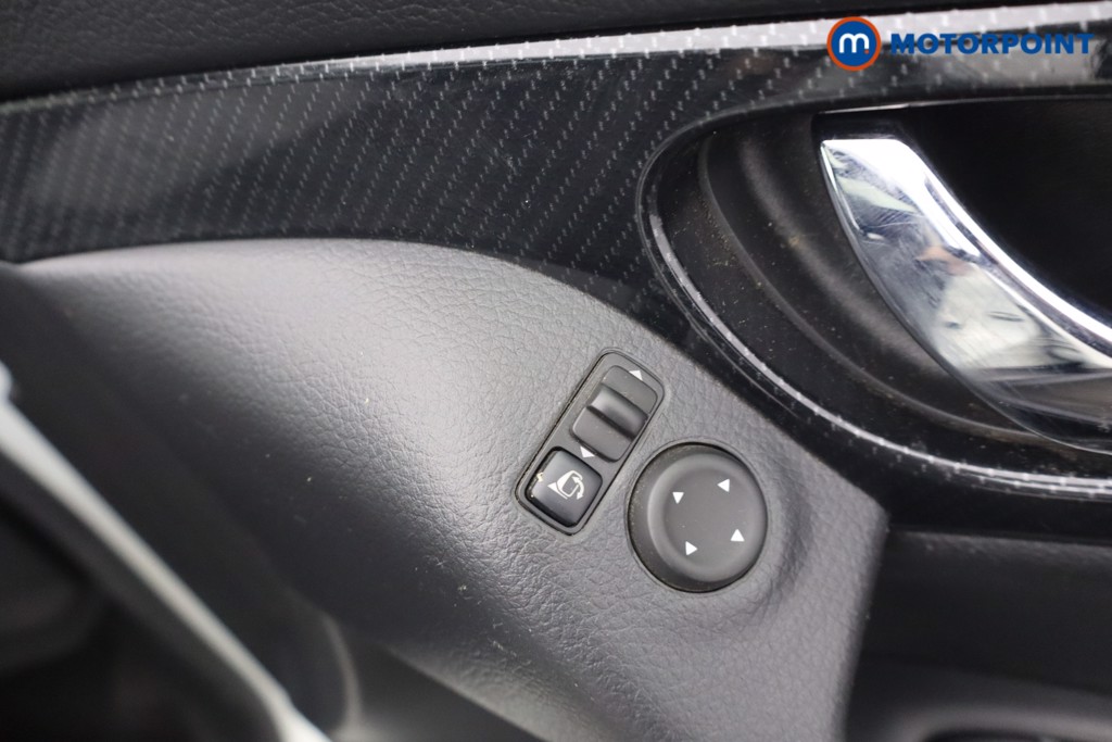 Nissan X-Trail Tekna Manual Diesel SUV - Stock Number (1650541) - 13th supplementary image