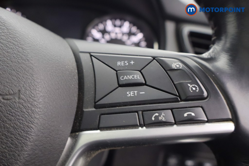 Nissan X-Trail Tekna Manual Diesel SUV - Stock Number (1650541) - 17th supplementary image