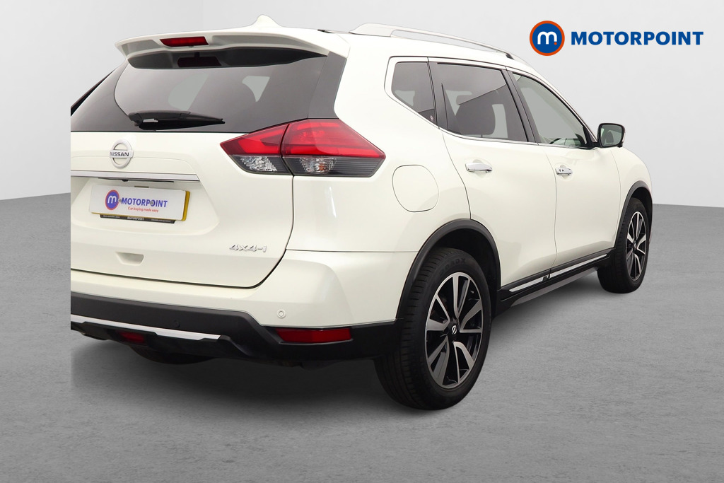 Nissan X-Trail Tekna Manual Diesel SUV - Stock Number (1650541) - Drivers side rear corner