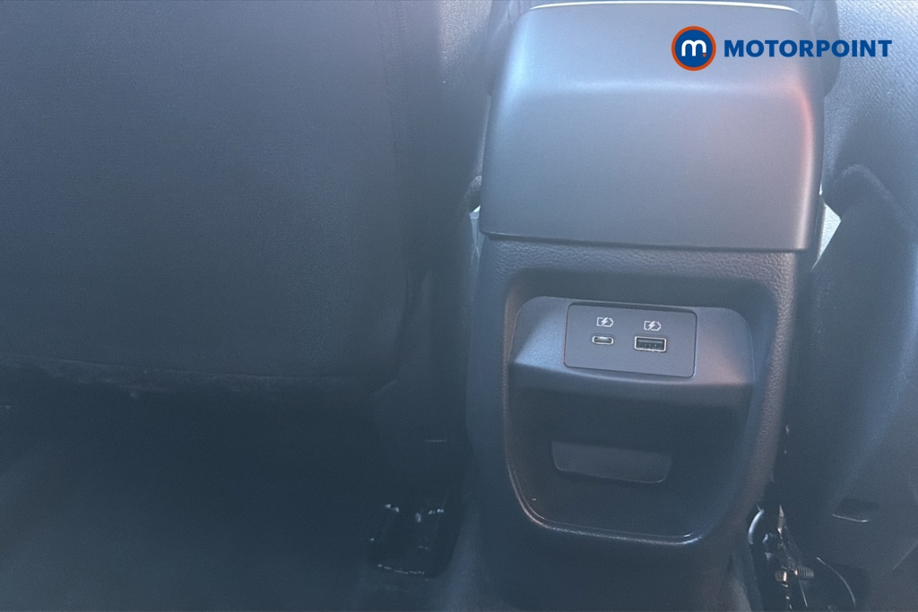 Nissan Juke N-Connecta Automatic Petrol-Electric Hybrid SUV - Stock Number (1650811) - 28th supplementary image