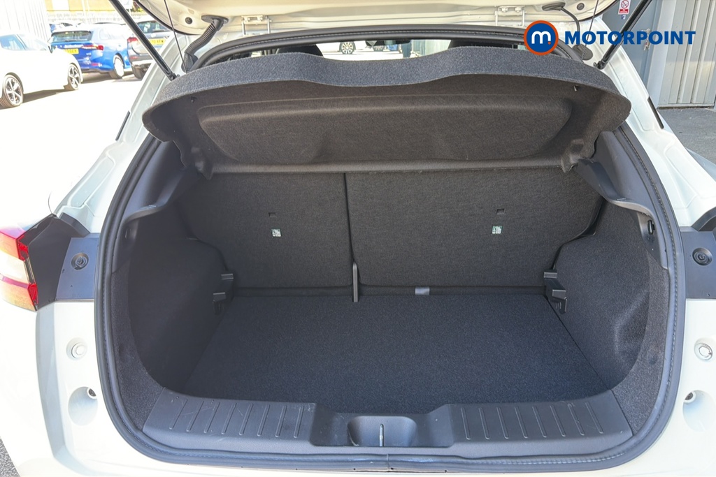 Nissan Juke N-Connecta Automatic Petrol-Electric Hybrid SUV - Stock Number (1650811) - 30th supplementary image