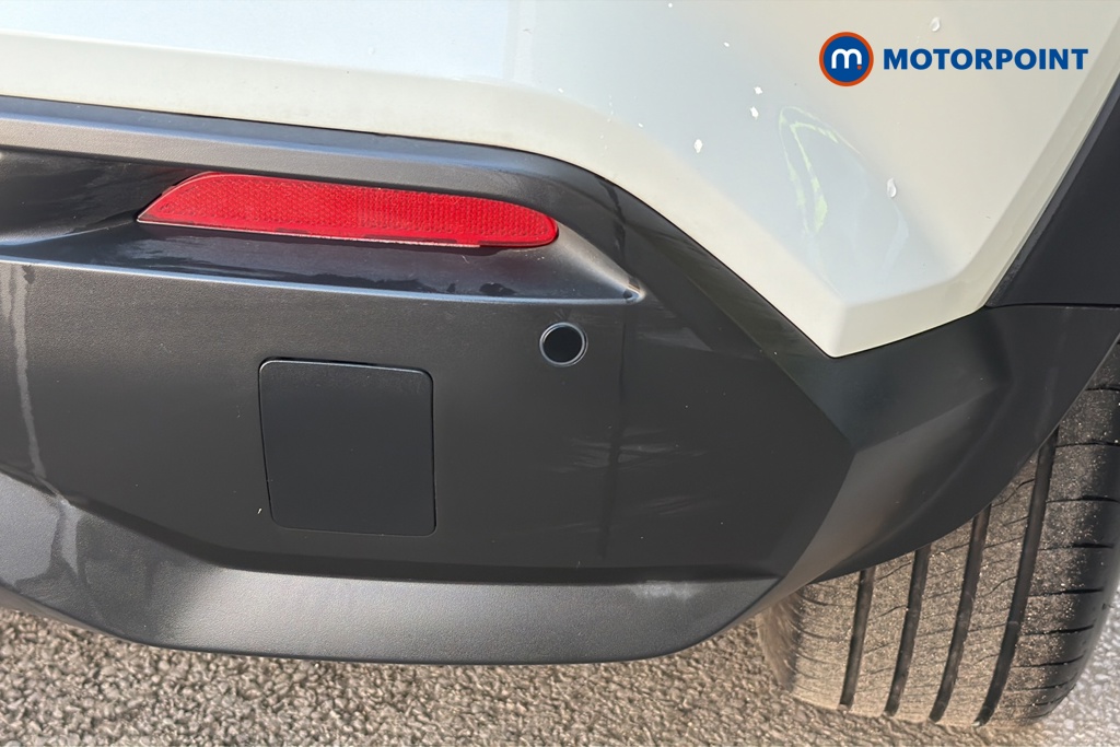 Nissan Juke N-Connecta Automatic Petrol-Electric Hybrid SUV - Stock Number (1650811) - 39th supplementary image