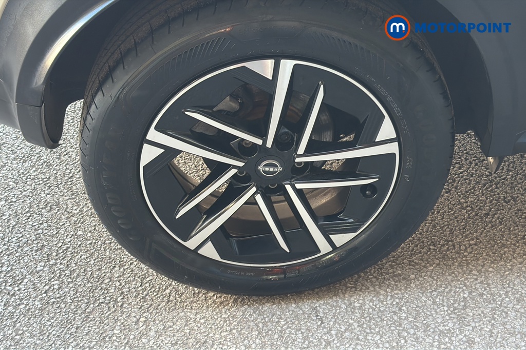 Nissan Juke N-Connecta Automatic Petrol-Electric Hybrid SUV - Stock Number (1650811) - 46th supplementary image