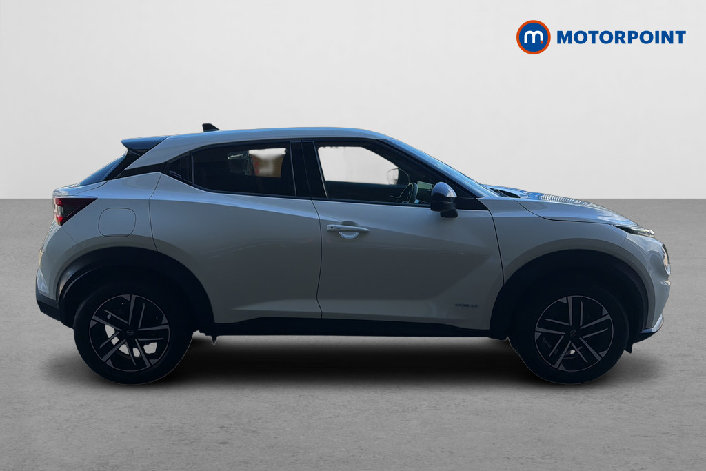 Nissan Juke N-Connecta Automatic Petrol-Electric Hybrid SUV - Stock Number (1650811) - Passenger side