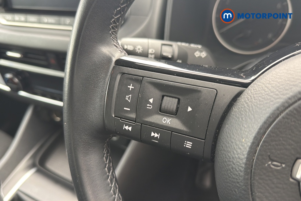 Nissan Qashqai Acenta Premium Manual Petrol SUV - Stock Number (1650854) - 4th supplementary image