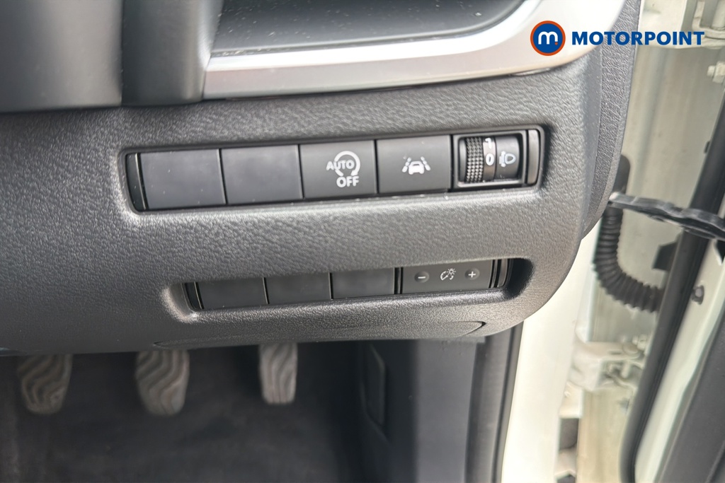 Nissan Qashqai Acenta Premium Manual Petrol SUV - Stock Number (1650854) - 11th supplementary image