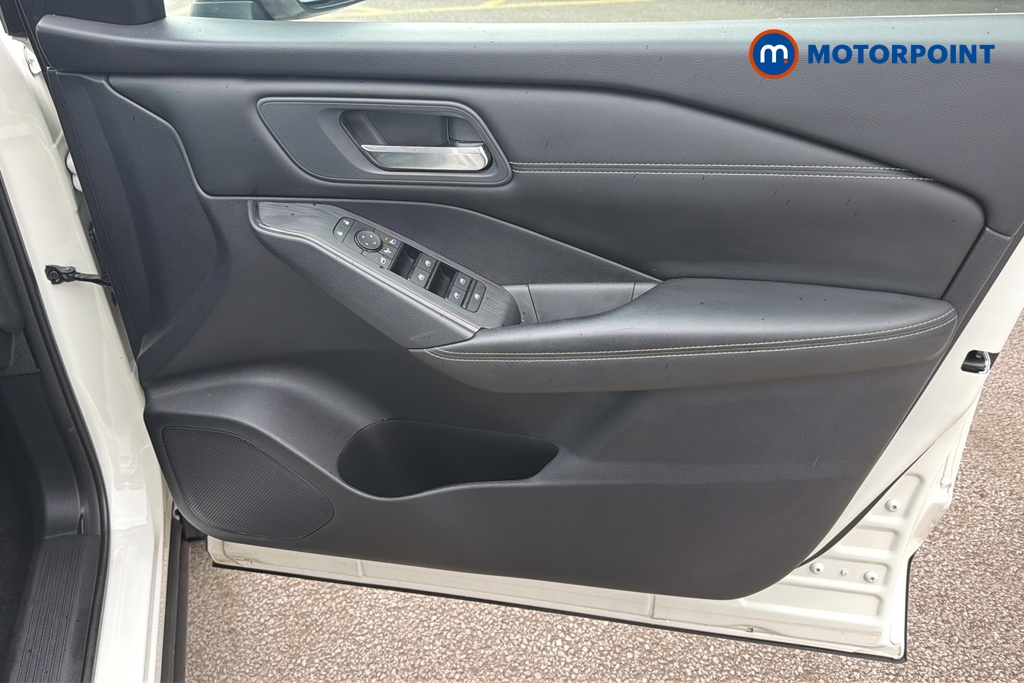 Nissan Qashqai Acenta Premium Manual Petrol SUV - Stock Number (1650854) - 18th supplementary image